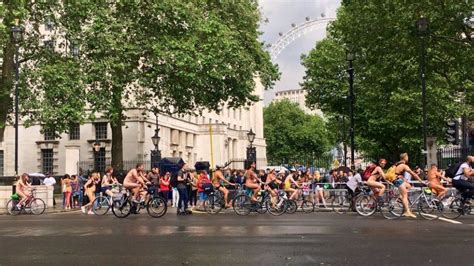 world naked bike ride women|In photos: The World Naked Bike Ride 2021 bared its way。